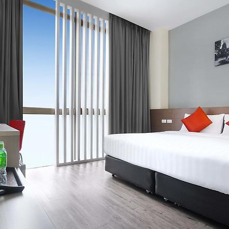 D Varee Xpress Makkasan Hotel Bangkok Ngoại thất bức ảnh